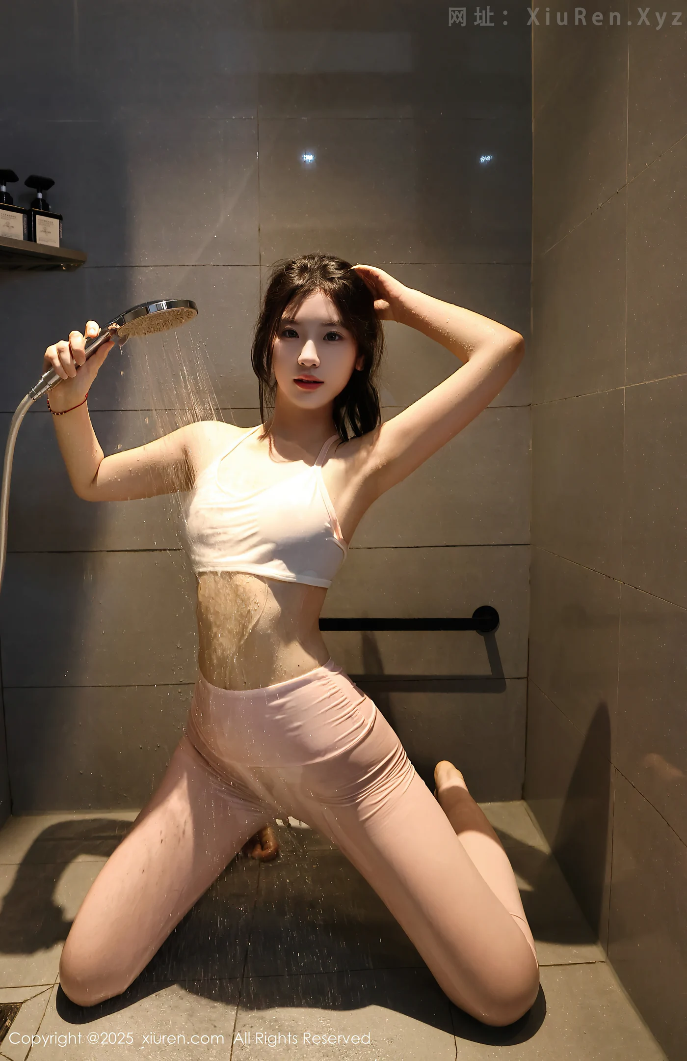 图片[6]-[XiuRen秀人网] VOL.10474 模特小芭乐性感白色上衣配粉色瑜伽裤秀曼妙苗条身姿诱惑写真86P-秀人网官方网站